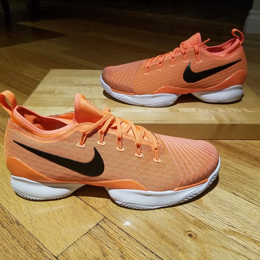 Nike Air Zoom Ultra React Tennis Men sz 7.5 wmns 9